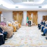 وزير الصيد يقوم بجولة تفقدية على سير العمل في سوق السمك بالعاصمة نواكشوط