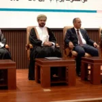 الحكومة تتخذ إجراءات بإقالة مسؤولين ذُكِرَت أسماؤهم في تقرير ديوان المحاسبة.