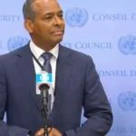 تحطم طائرة صغيرة يتسبب في وفاة 11 شخصًا