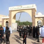 الوزير الأول: الجندي والمعلم عماد استمرار الدولة