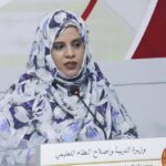 المتحدث باسم الحكومة: عدد المتعاقدين الذين سيتم إنهاء عقودهم يصل إلى 900 فرد.