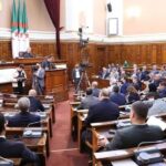 قائد مركز القيادة والمراقبة والمعلومات يرحب بوفد المدرسة الإقليمية للملاحة الجوية وإدارة العمليات