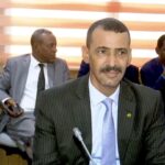 الباحث الناشئ عبد الرحمن النحوي يقدم مناقشة رسالته للدكتوراه في جامعة الأزهر الشريف.