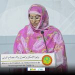 الحكومة تؤكد عدم علمها بأسباب عدم منح تصريح لقمة الشباب